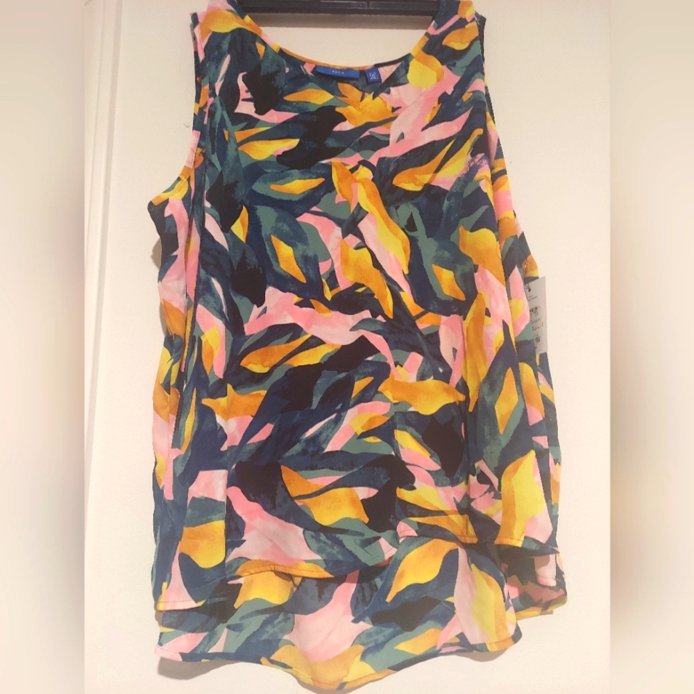 Apt. 9 Colorful Abstract Sleeveless V-neck  Top Size Petite XXL
